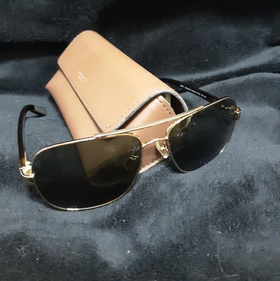 Coach Sunglasses - Picture 2 of 6